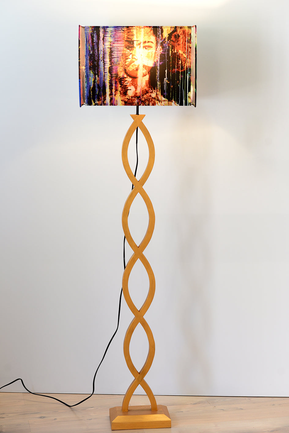 Floor lamp in silk and acrylic glass 'Frida?